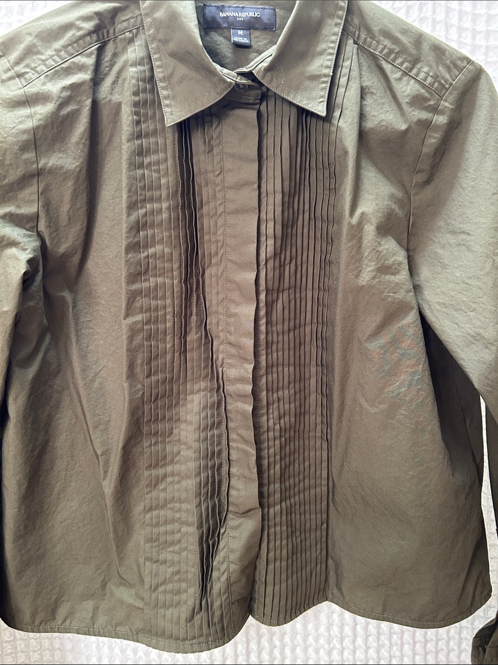 Banana Republic Olive Pintuck Button-Front Blouse - Picture 4 of 6